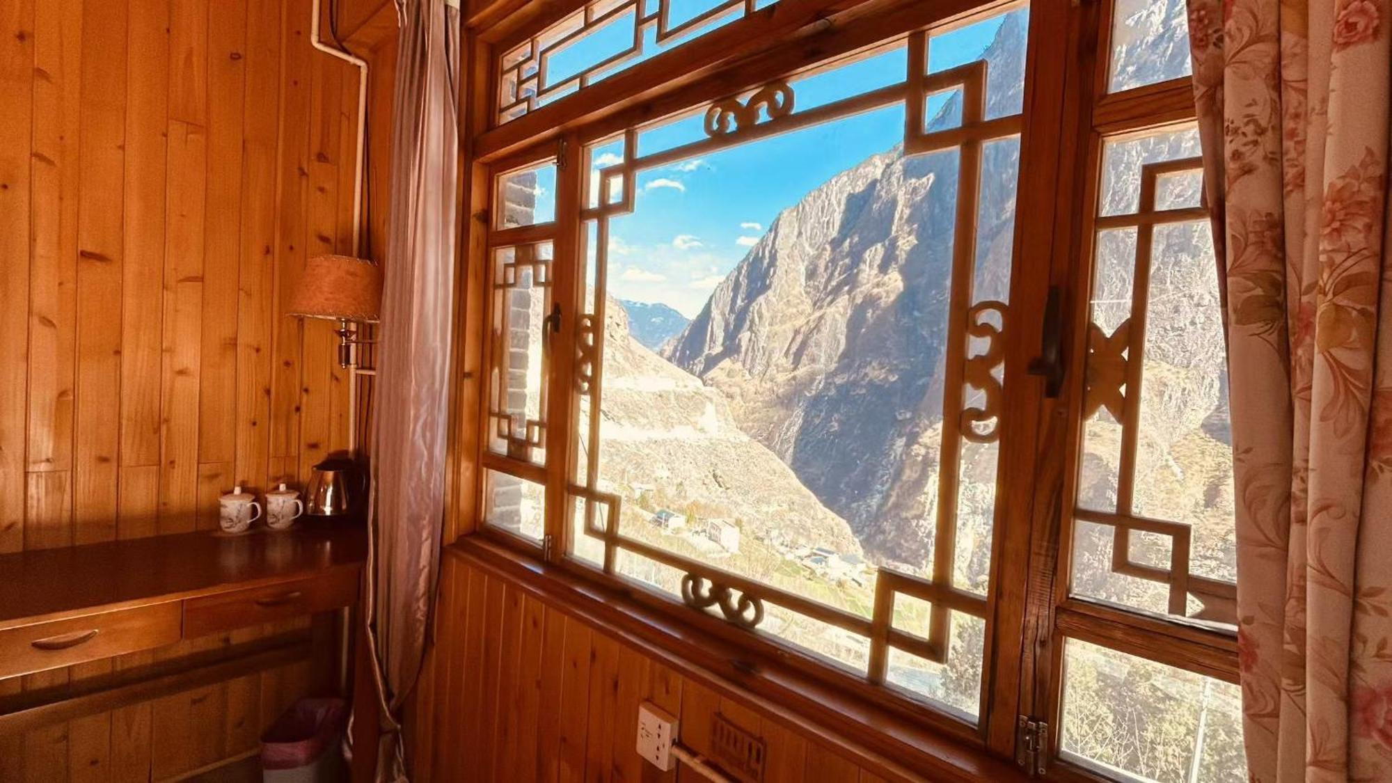 Tiger Leaping Gorge Sean'S Spring Guesthouse シャングリラ県 エクステリア 写真