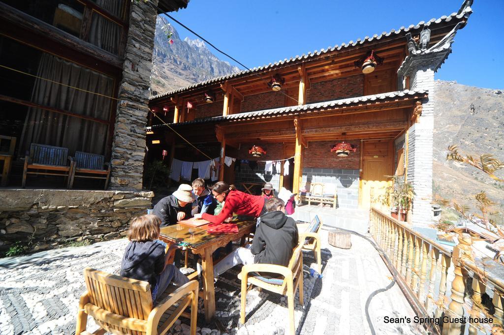 Tiger Leaping Gorge Sean'S Spring Guesthouse シャングリラ県 エクステリア 写真